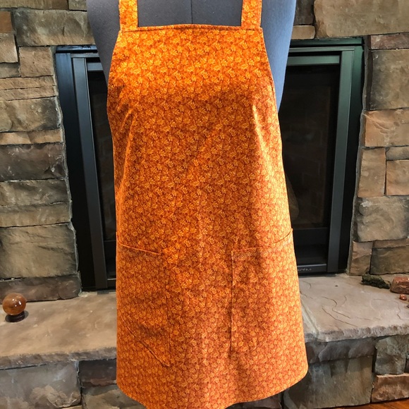 Reversible Pumpkin Apron - Picture 3 of 6